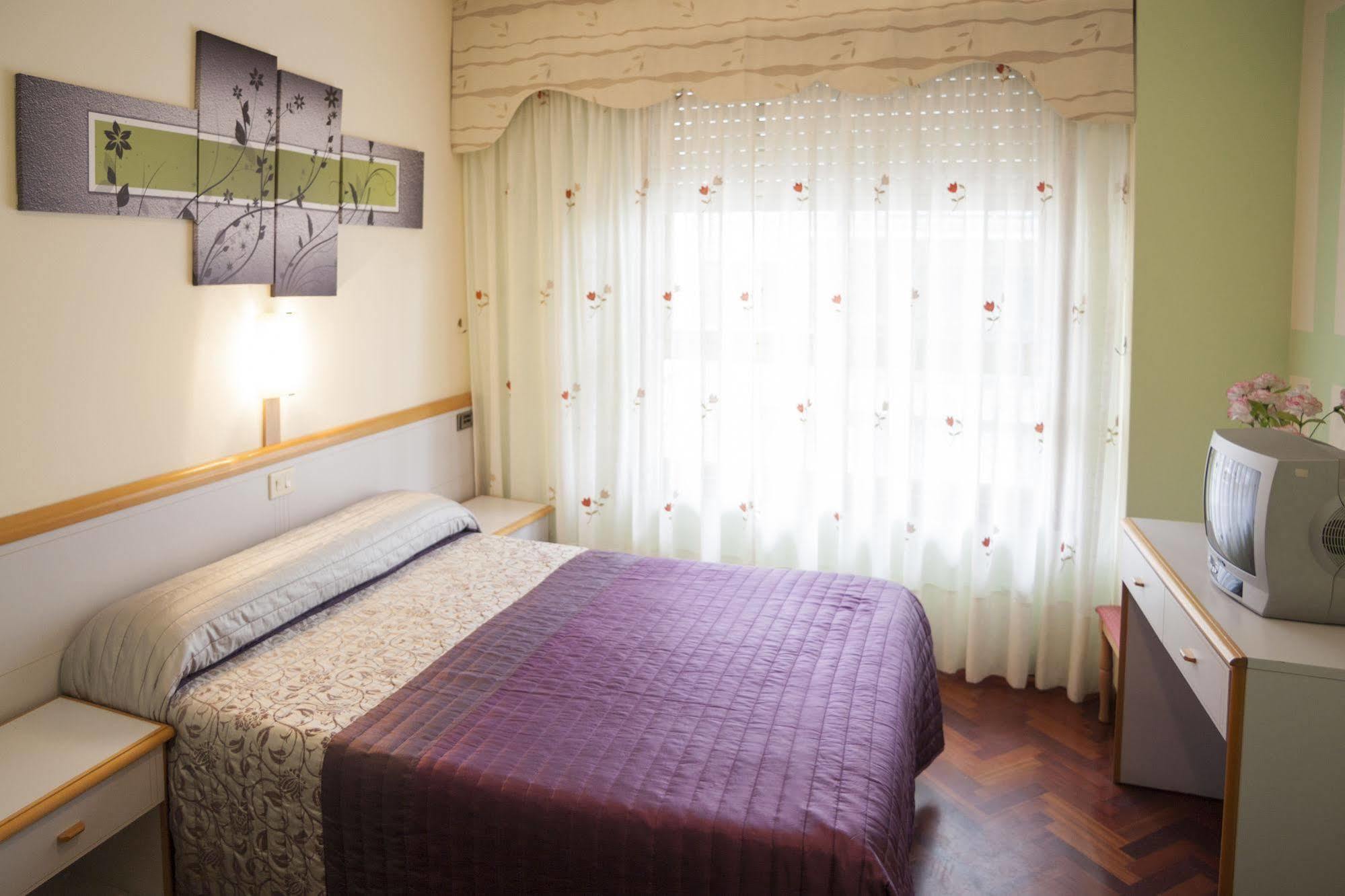 Hotel Cristal 1 A Coruña Buitenkant foto